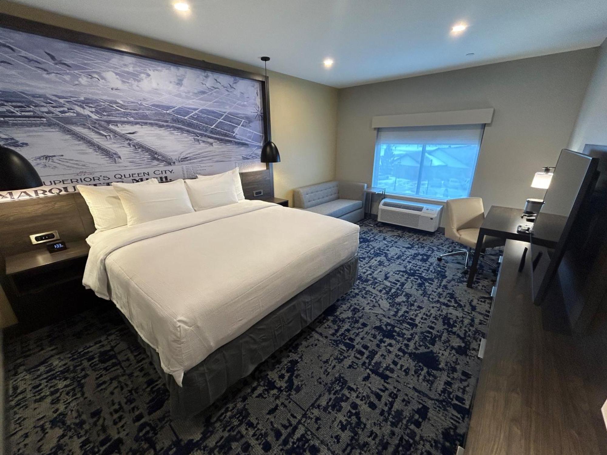 Best Western Plus Marquette Hotel & Suites Esterno foto