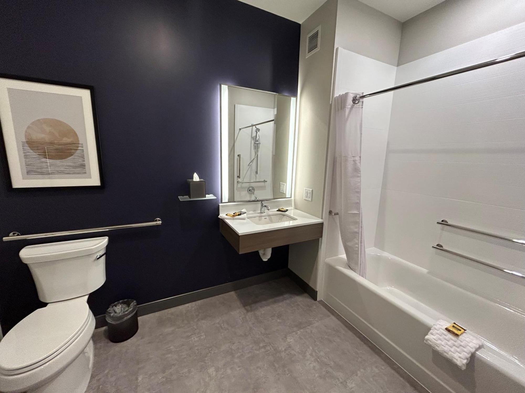 Best Western Plus Marquette Hotel & Suites Esterno foto